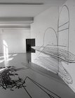 raum-jam #3, verschiedene Klebebänder, Beitrag zur Ausstellung Expandierende Zeichnung, Kunstverein Wilhelmshöhe Ettlingen 2012, © Jörg Mandernach